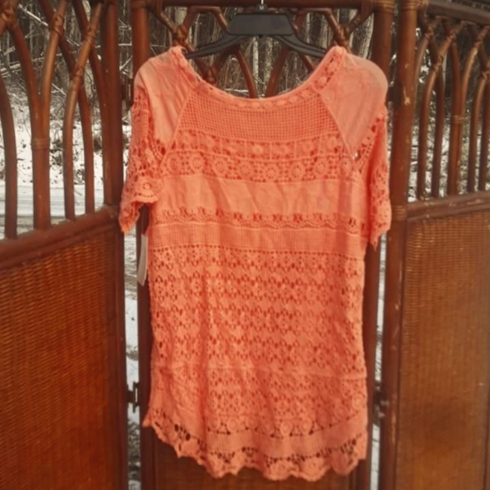 🆕️ Live & Let Live short sleeve Shirt Lace Blouse - Picture 9 of 12